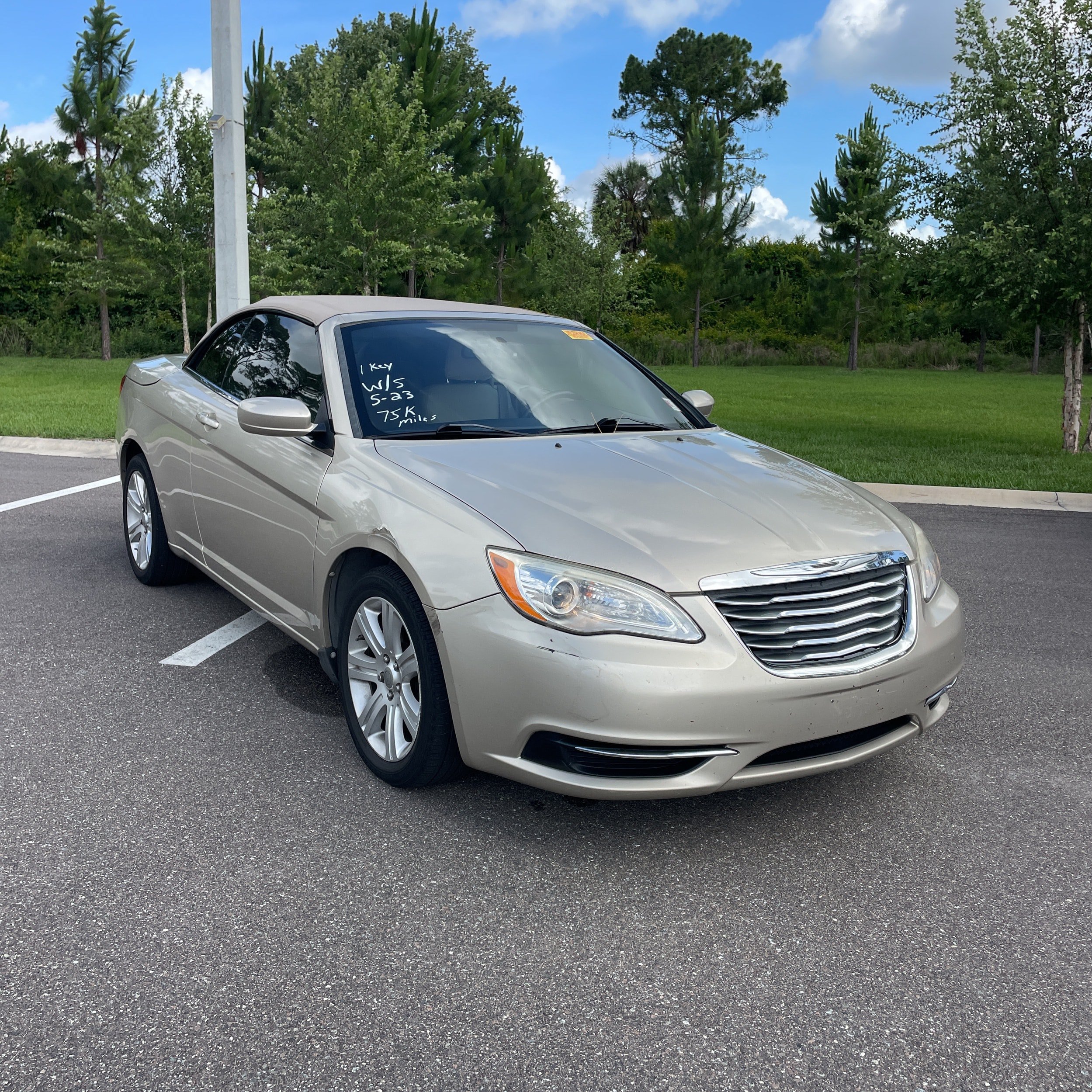 Used 2013 Chrysler 200 Touring w/ Cold Weather Group FWD image 12