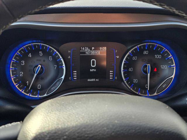 Used 2023 Chrysler Voyager LX FWD image 29