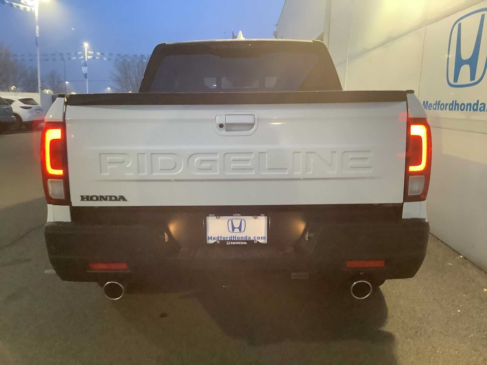 New 2026 Honda Ridgeline Black Edition image 5
