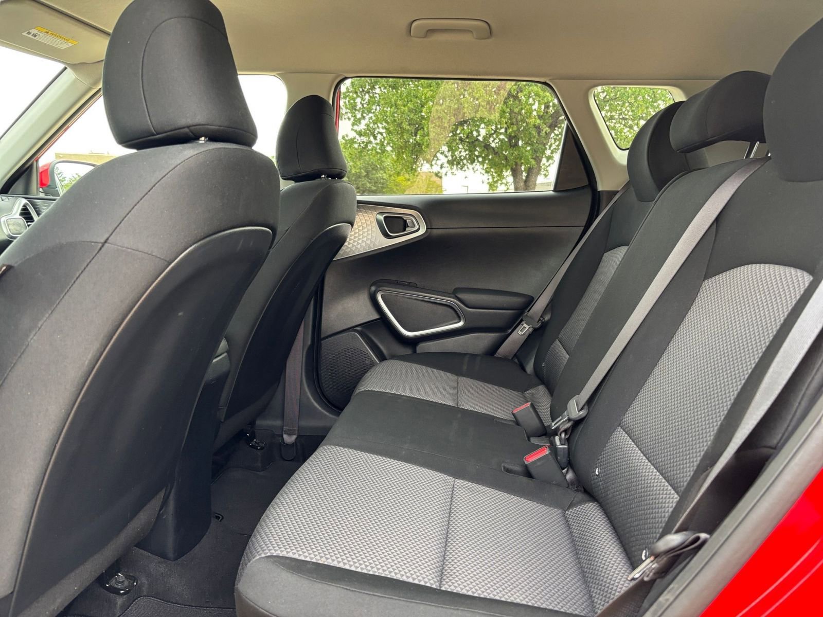 Used 2025 Kia Soul LX w/ LX Technology Package image 25