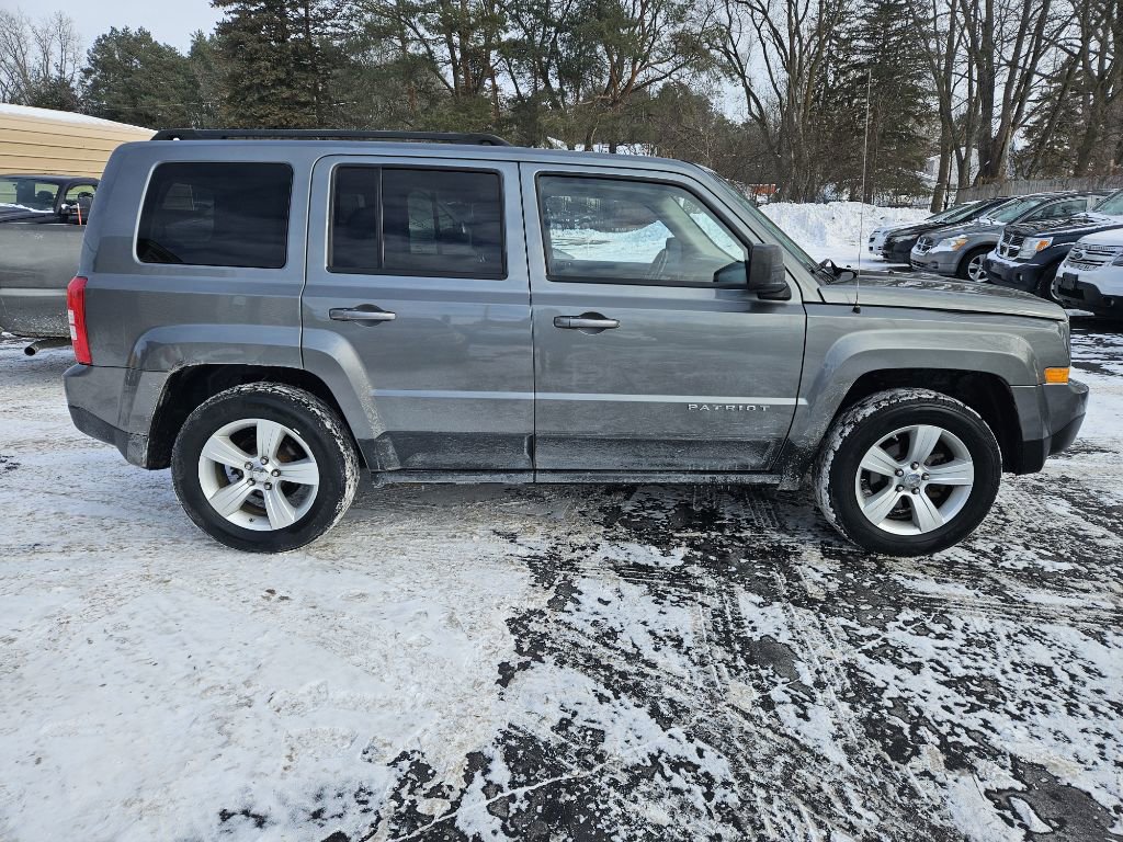 Used 2013 Jeep Patriot Latitude w/ Sun/Sound Group image 5