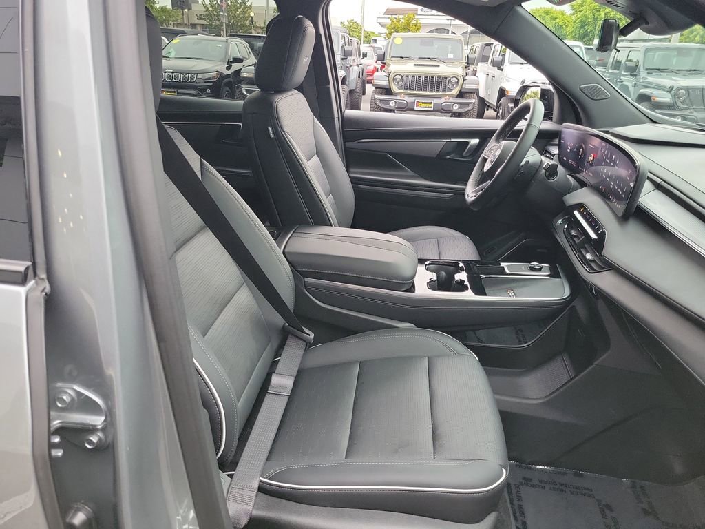 Used 2026 Buick Enclave Sport Touring w/ Power Package FWD image 20