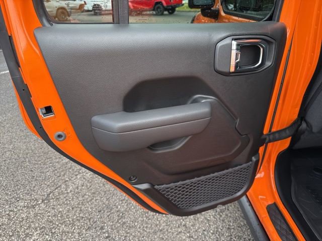 New 2025 Jeep Gladiator Sport AWD/4WD image 20