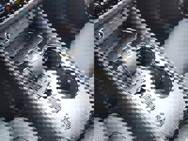 Used 2021 Nissan Rogue Platinum image 16