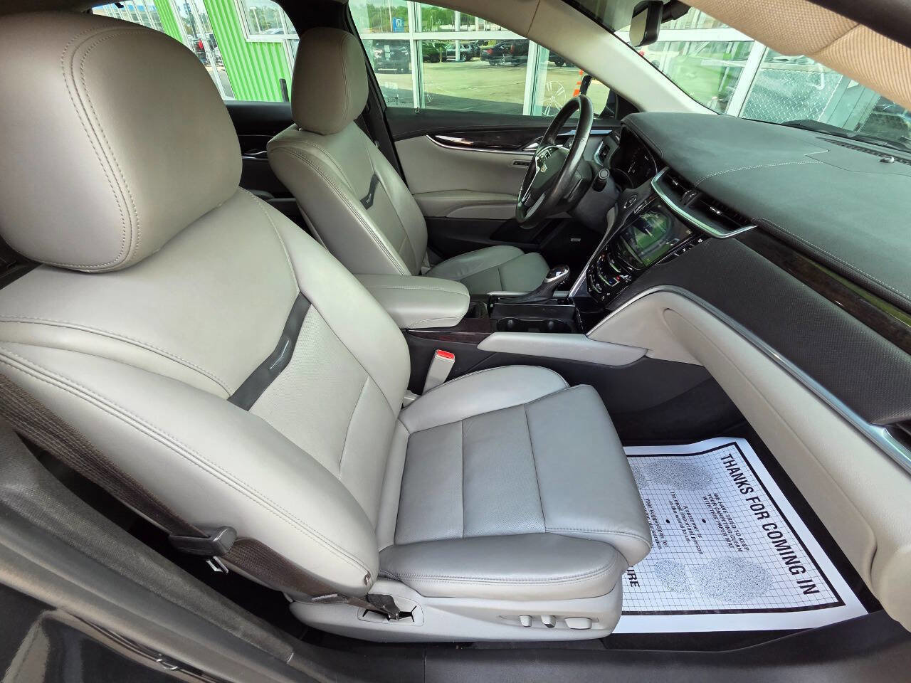 Used 2016 Cadillac XTS Luxury image 22