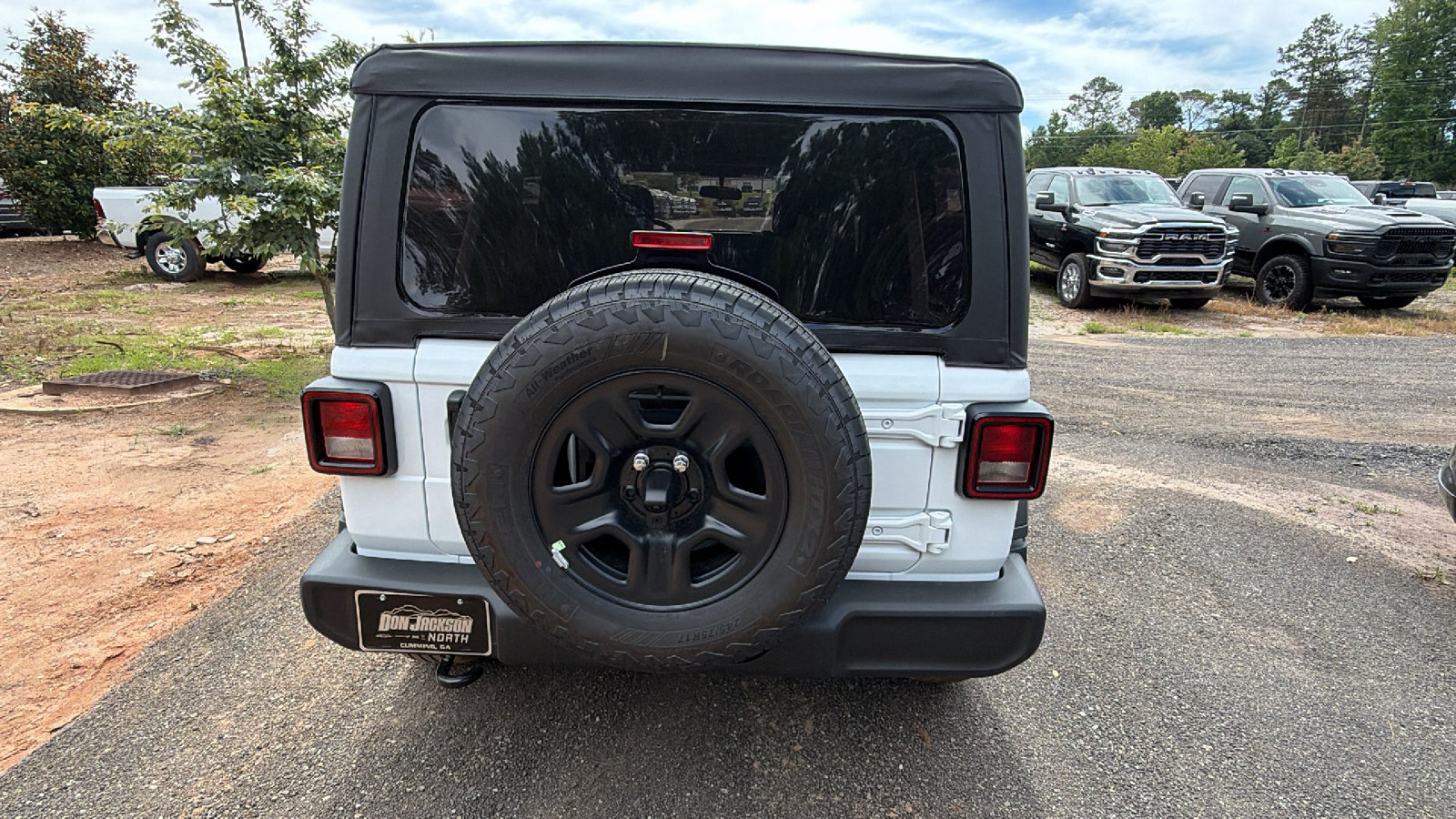 New 2026 Jeep Wrangler Unlimited Sport AWD/4WD image 9