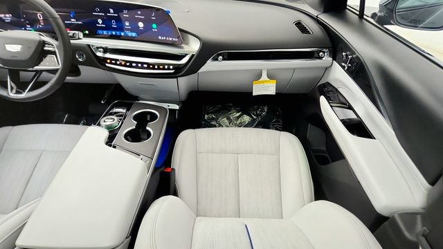 Used 2025 Cadillac Lyriq Luxury AWD/4WD image 54