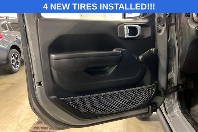 Used 2021 Jeep Gladiator Sport w/ Trailer Tow Package image 22