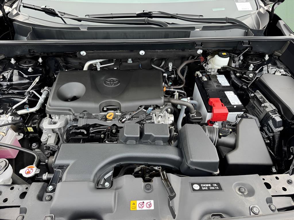 Used 2024 Toyota RAV4 LE image 15