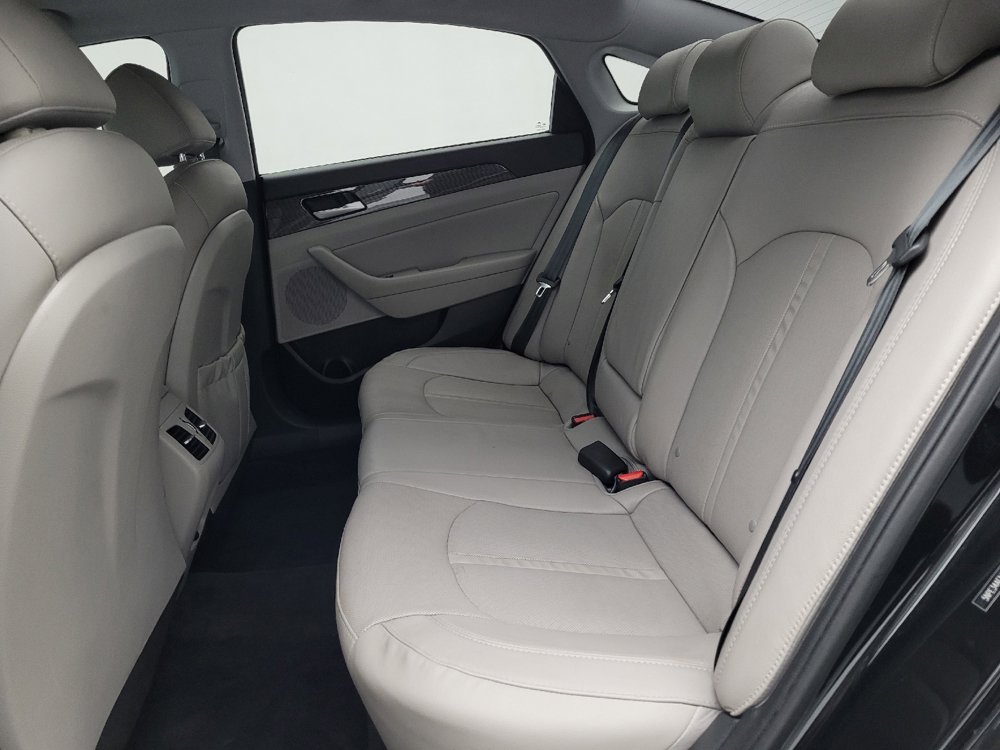 Used 2018 Hyundai Sonata Limited image 18