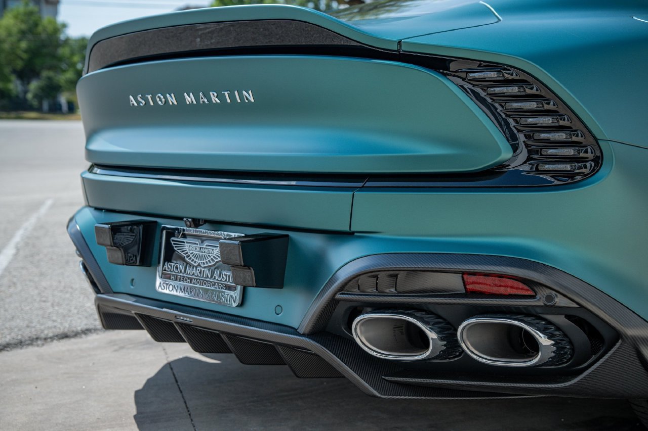 New 2026 Aston Martin Vanquish RWD image 14