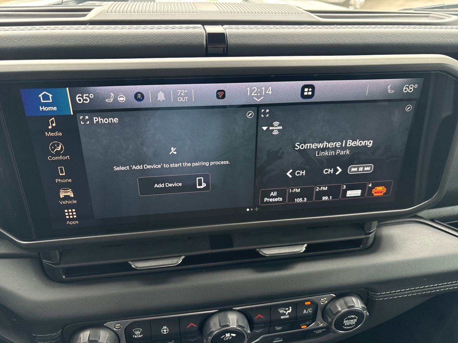 Used 2025 Jeep Gladiator Sport image 21