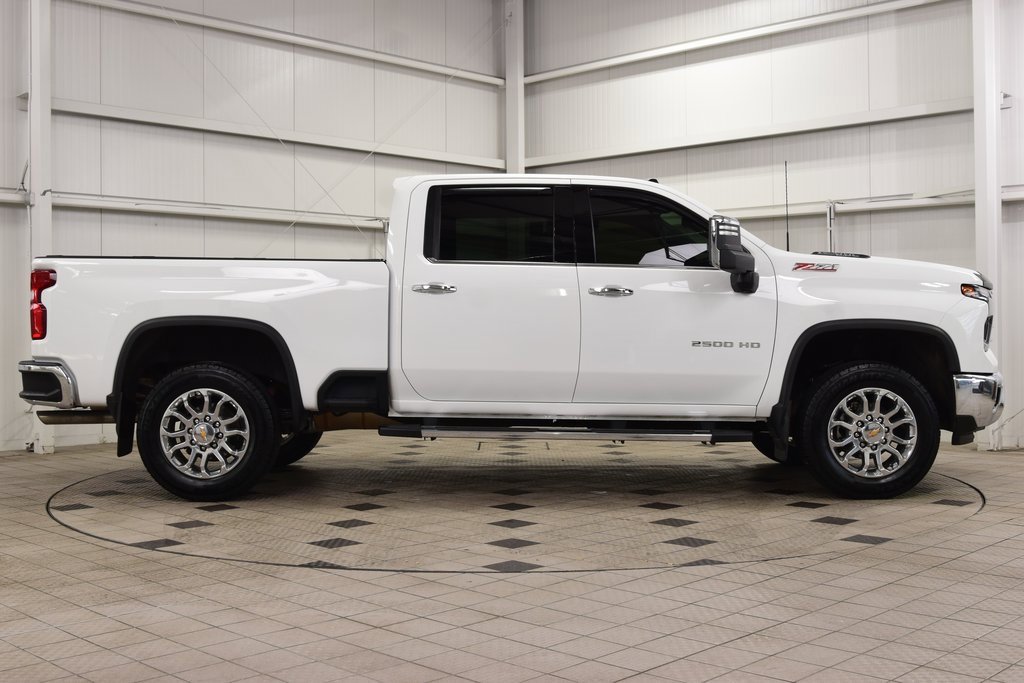 Certified 2024 Chevrolet Silverado 2500 LTZ w/ LTZ Convenience Package image 9