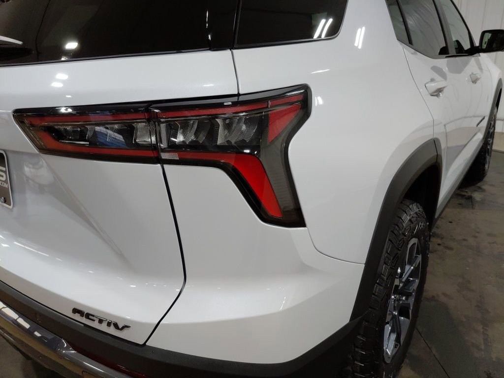 New 2026 Chevrolet Equinox ACTIV w/ Convenience Package III image 15