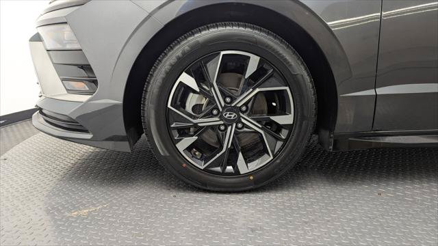 Used 2025 Hyundai Sonata SEL FWD image 32