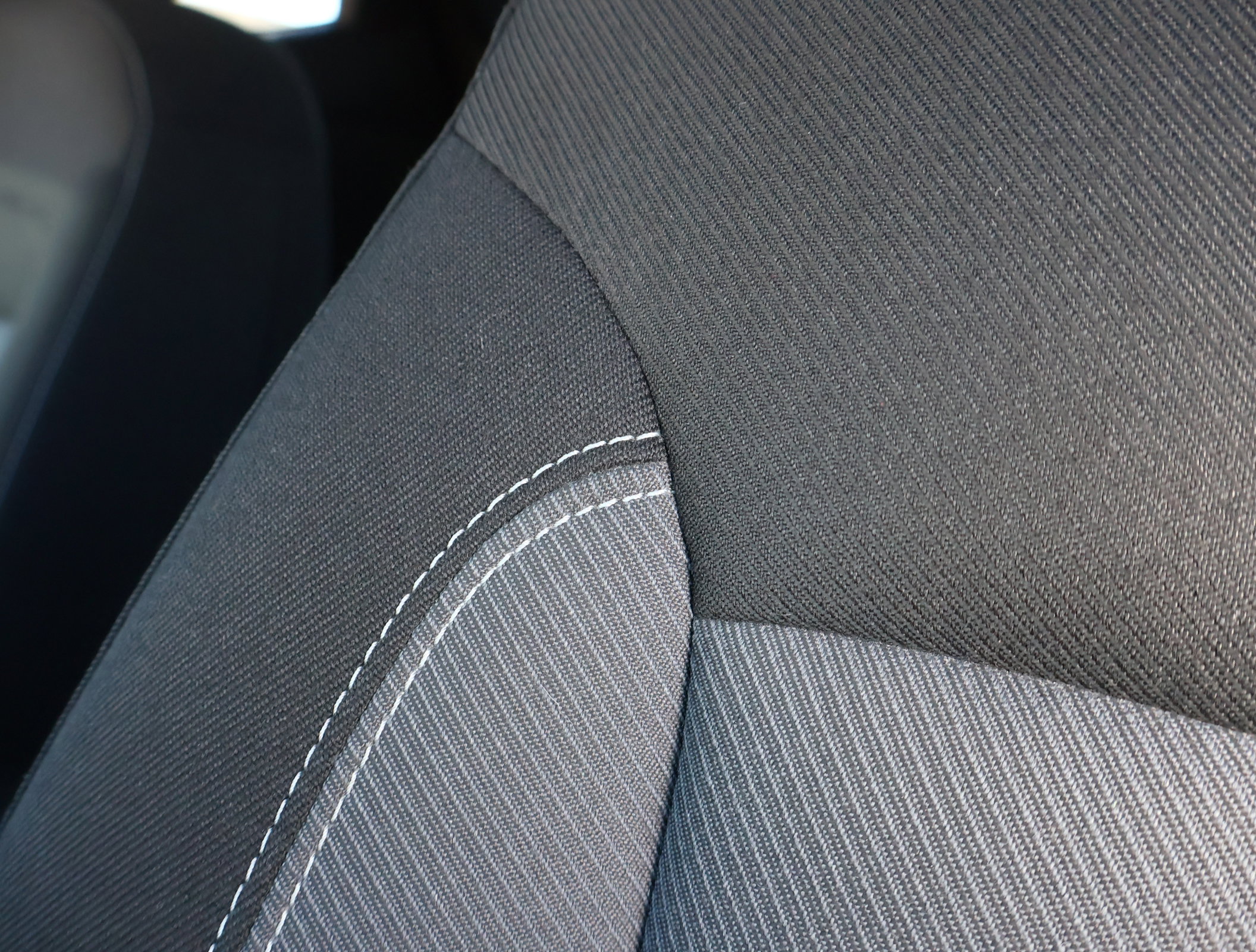 Certified 2024 Chevrolet Blazer LT w/ Convenience Package image 12