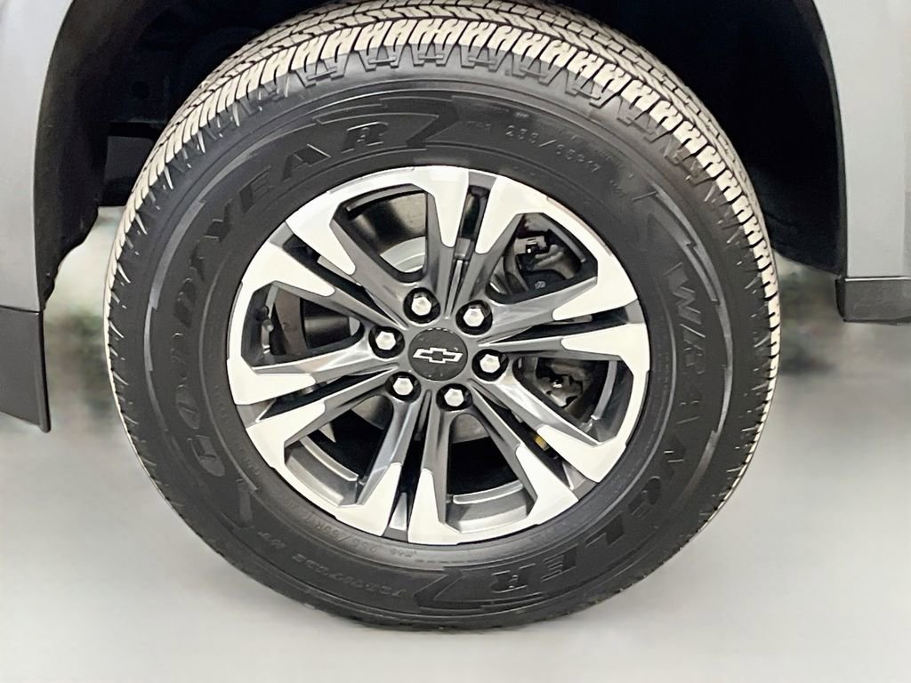 Used 2021 Chevrolet Colorado Z71 w/ Safety Package AWD/4WD image 31
