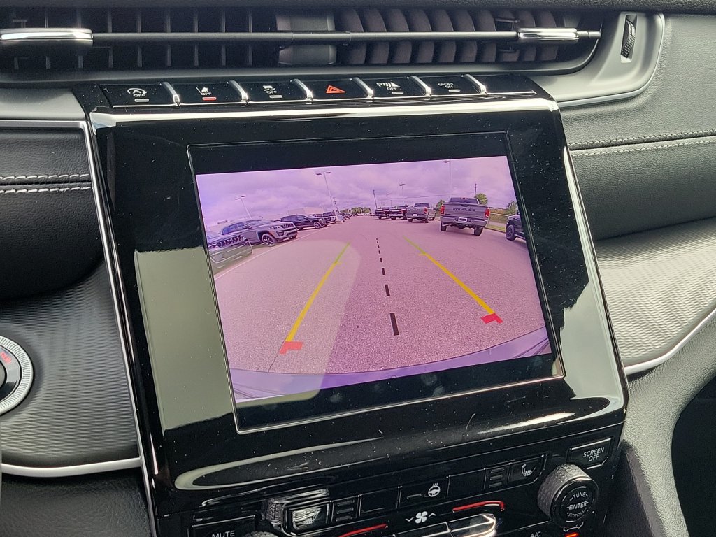 New 2026 Jeep Grand Cherokee Laredo X AWD/4WD image 27