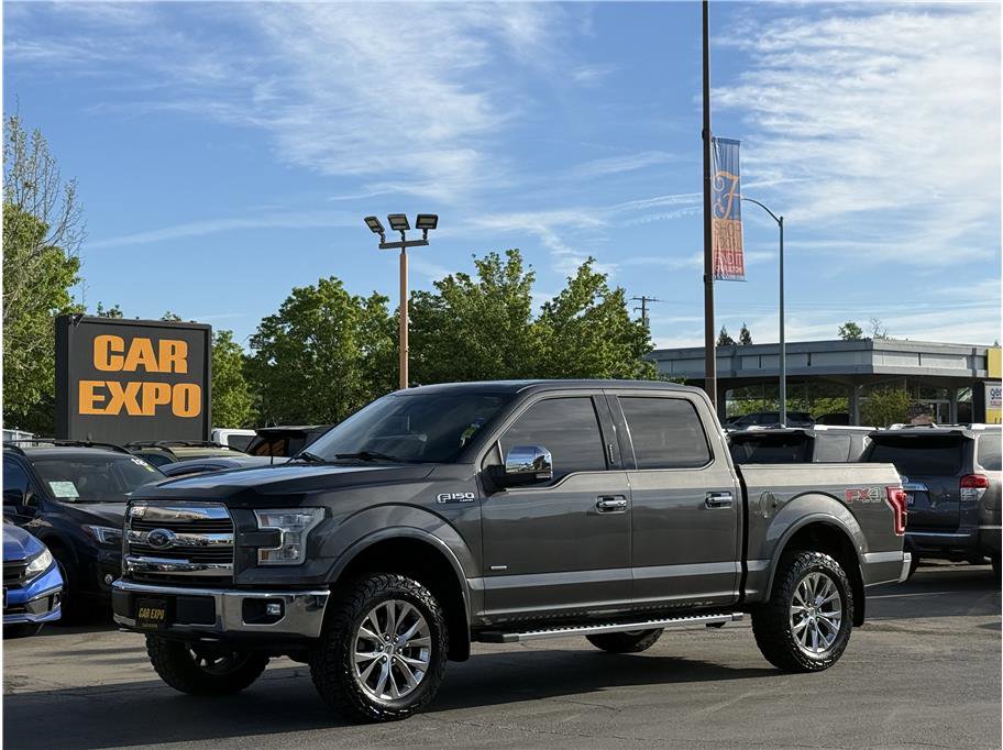 Used 2017 Ford F150 Lariat w/ Equipment Group 502A Luxury image 2