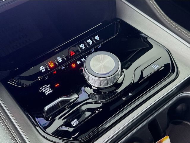 New 2026 Jeep Grand Wagoneer 4WD w/ Premium Group I image 20