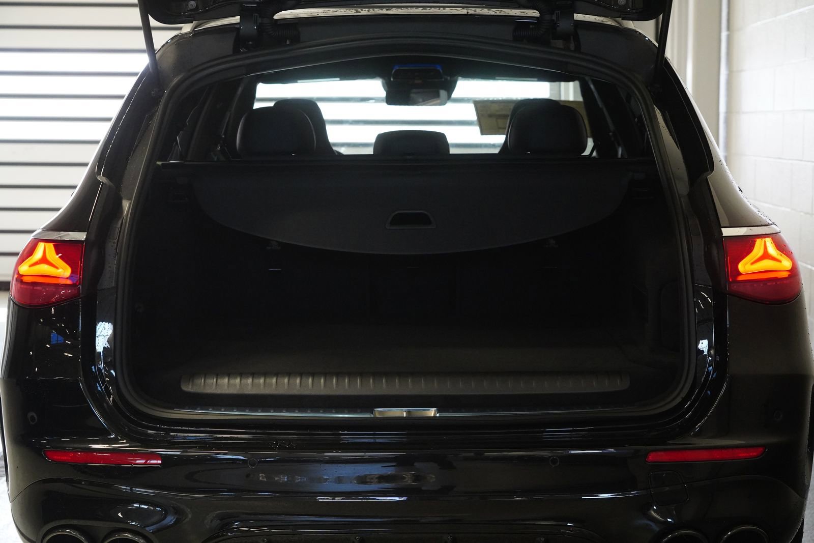 New 2026 Mercedes-Benz E 53 AMG 4MATIC Sedan image 36