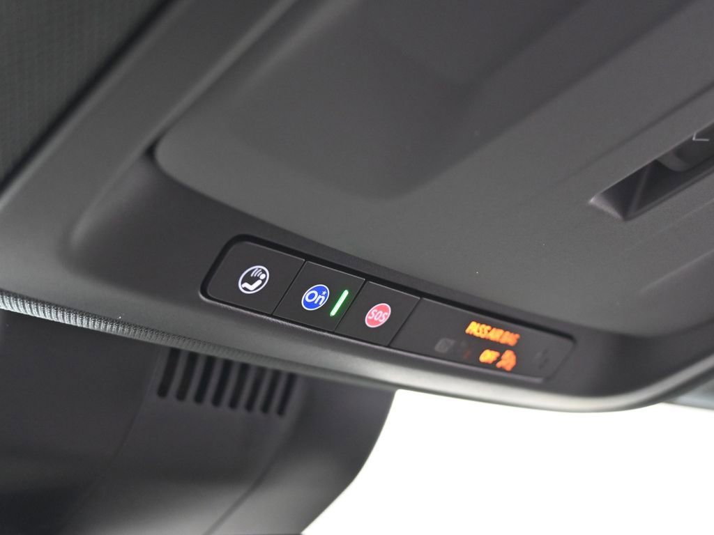 New 2025 Chevrolet Suburban Premier image 27