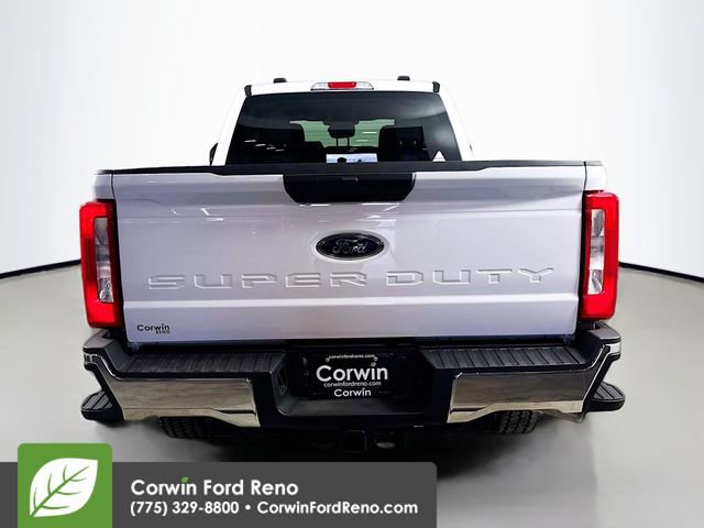 New 2026 Ford F250 XLT w/ FX4 Off-Road Package image 6