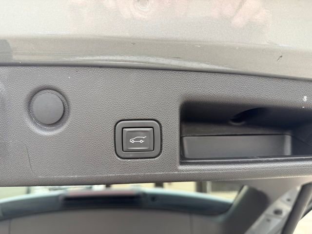 Used 2023 Chevrolet Equinox LT image 13