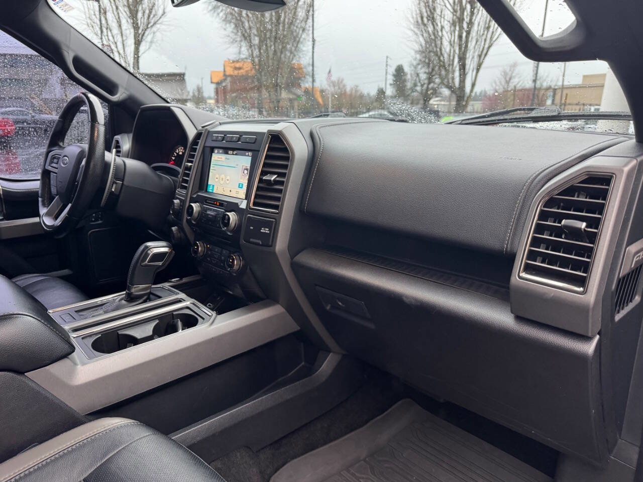 Used 2017 Ford F150 Raptor w/ Equipment Group 802A Luxury image 19