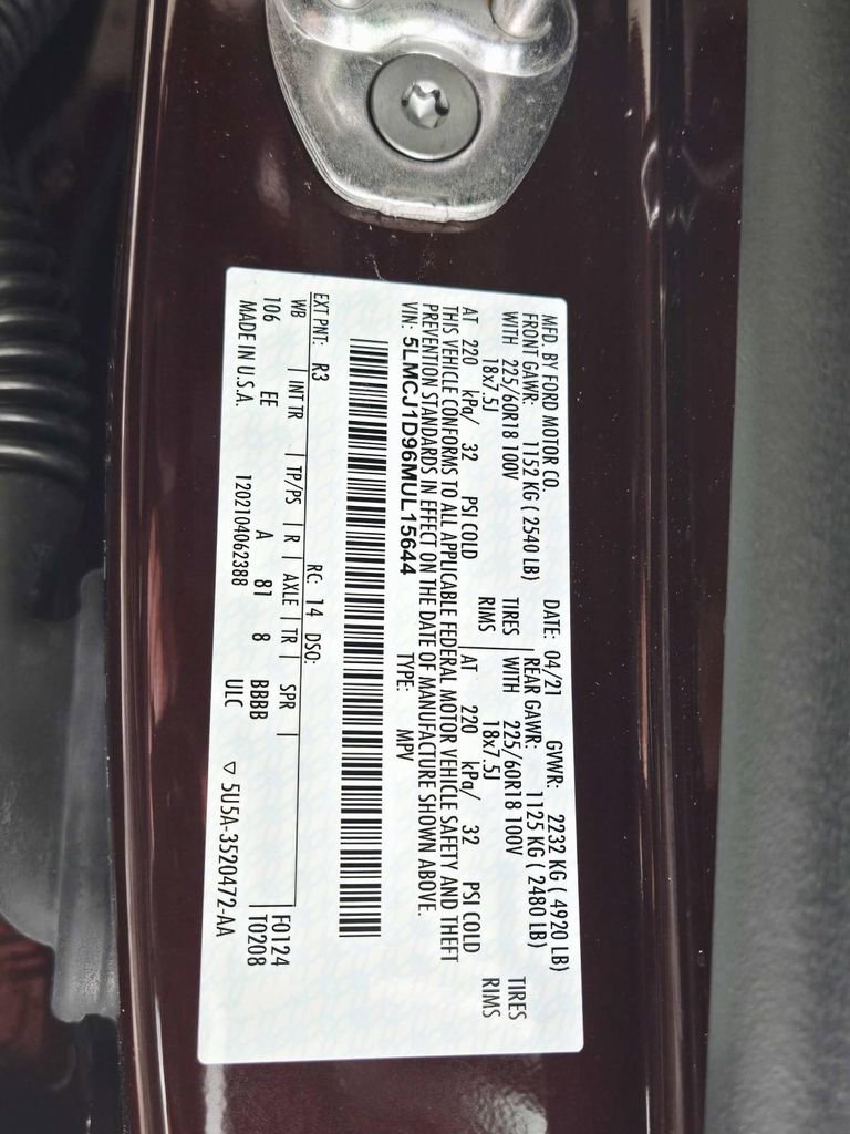 Used 2021 Lincoln Corsair AWD w/ Equipment Group 101A image 40