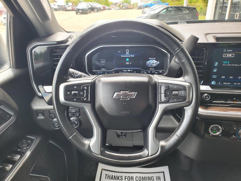 Used 2023 Chevrolet Silverado 1500 LT AWD/4WD image 9