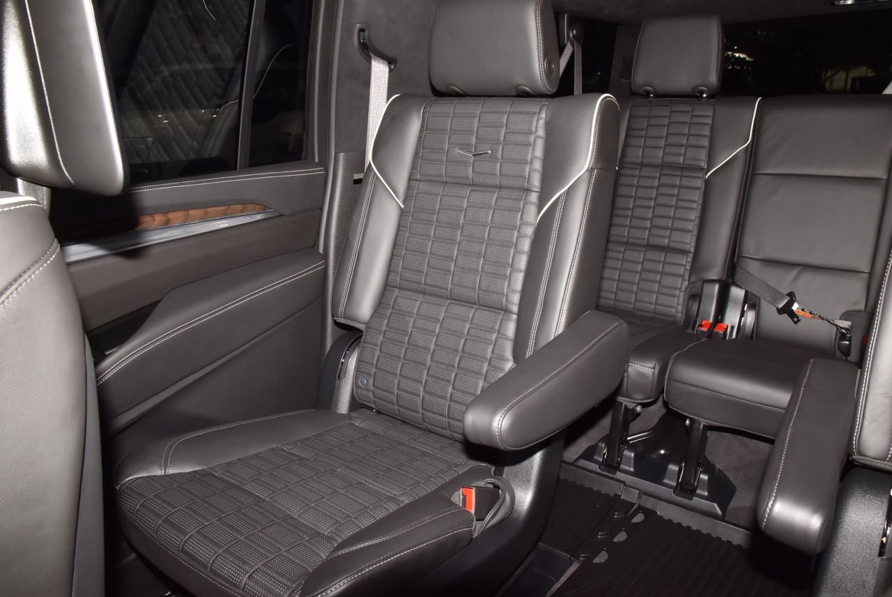 Used 2025 Cadillac Escalade ESV Premium Luxury Platinum AWD/4WD image 22