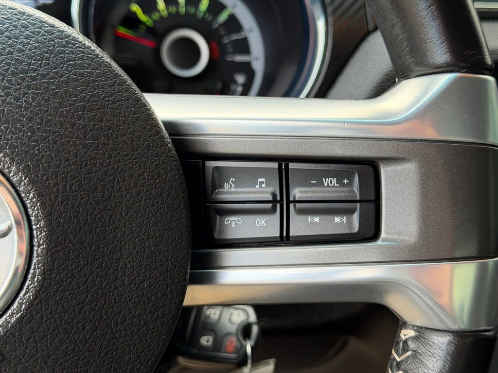 Used 2013 Ford Mustang GT Premium RWD image 19