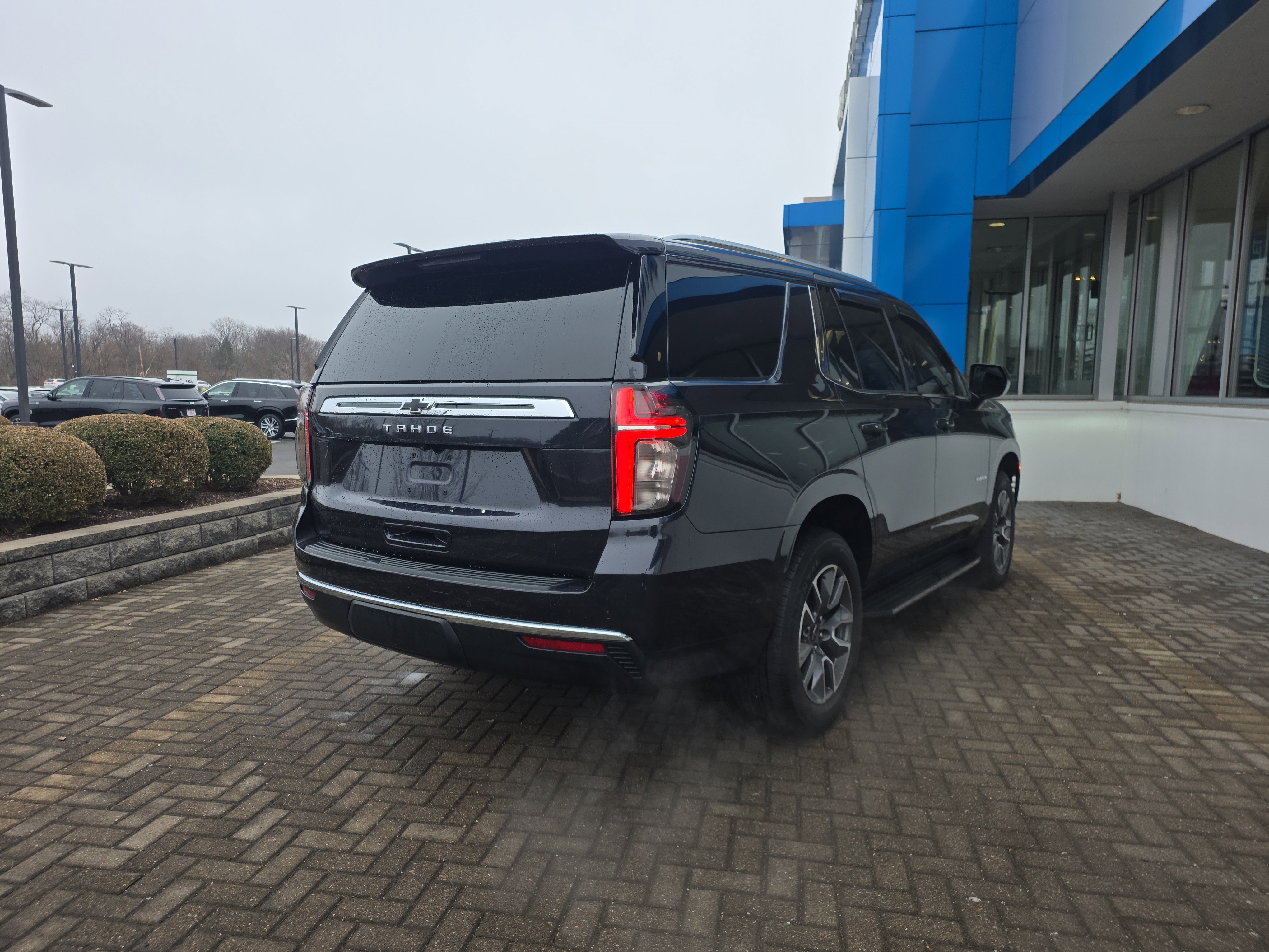 Used 2024 Chevrolet Tahoe LS image 5