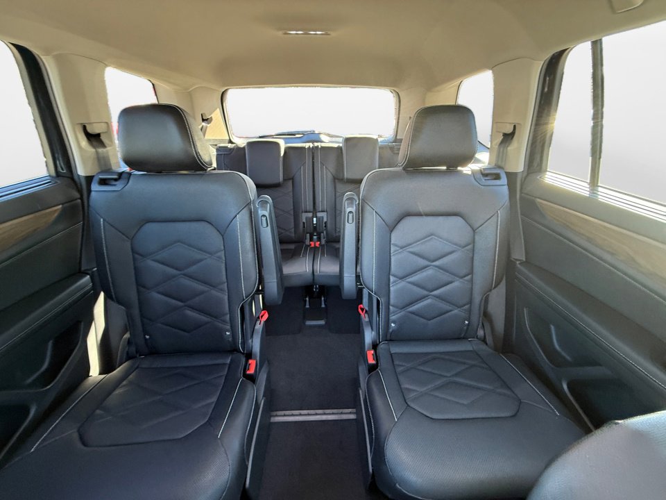 New 2026 Volkswagen Atlas SE image 12