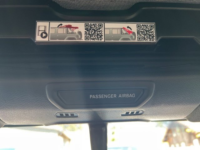 Used 2023 Jeep Wrangler Sport S image 36