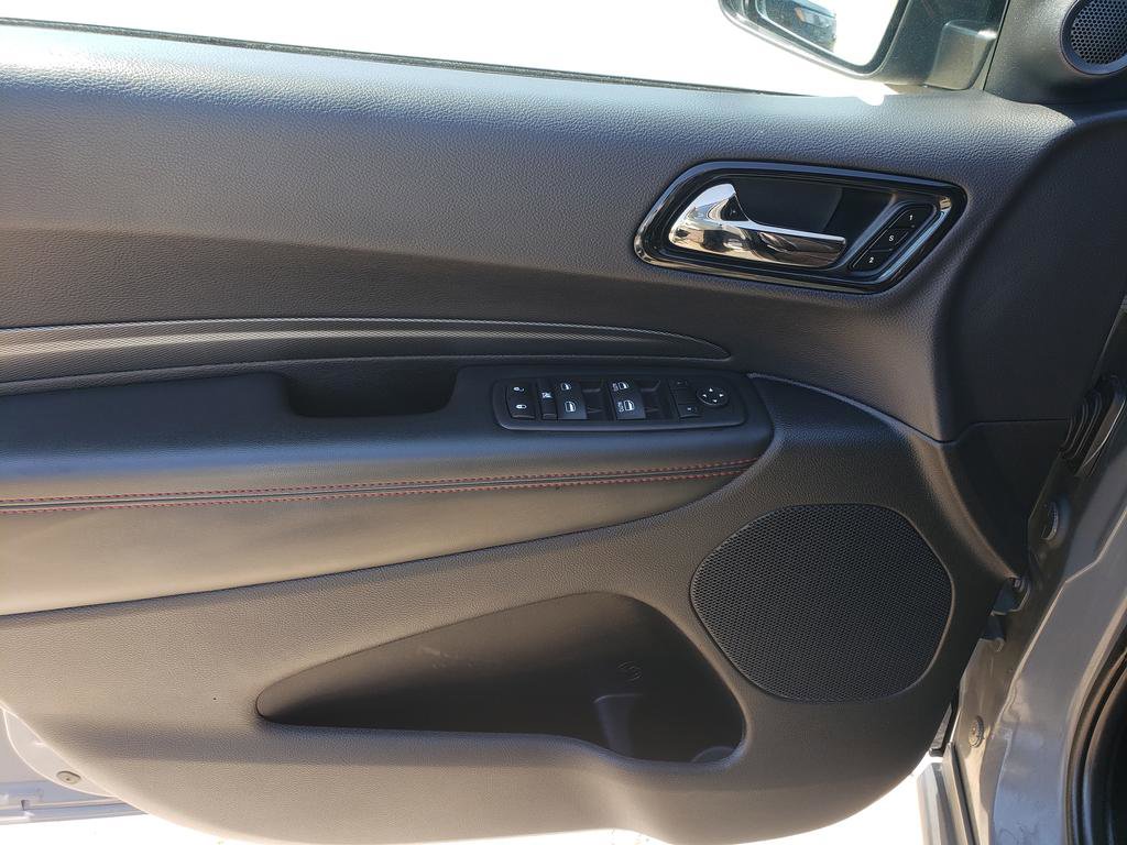 Used 2025 Dodge Durango GT image 11