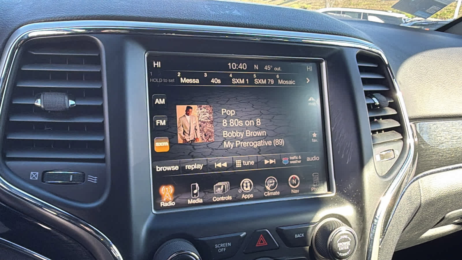 Used 2017 Jeep Grand Cherokee Trailhawk w/ Trailhawk Luxury Group image 15