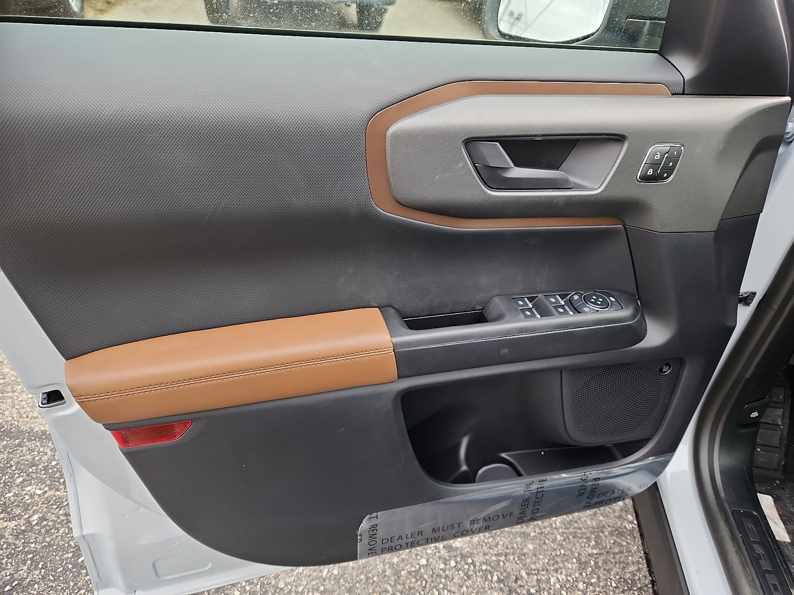 New 2026 Ford Bronco Sport Outer Banks w/ Outer Banks Tech Package+ AWD/4WD image 8