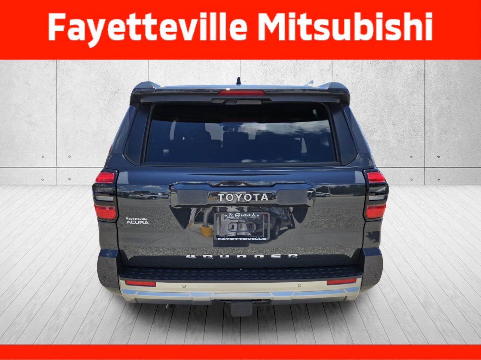 Used 2025 Toyota 4Runner Limited AWD/4WD image 6