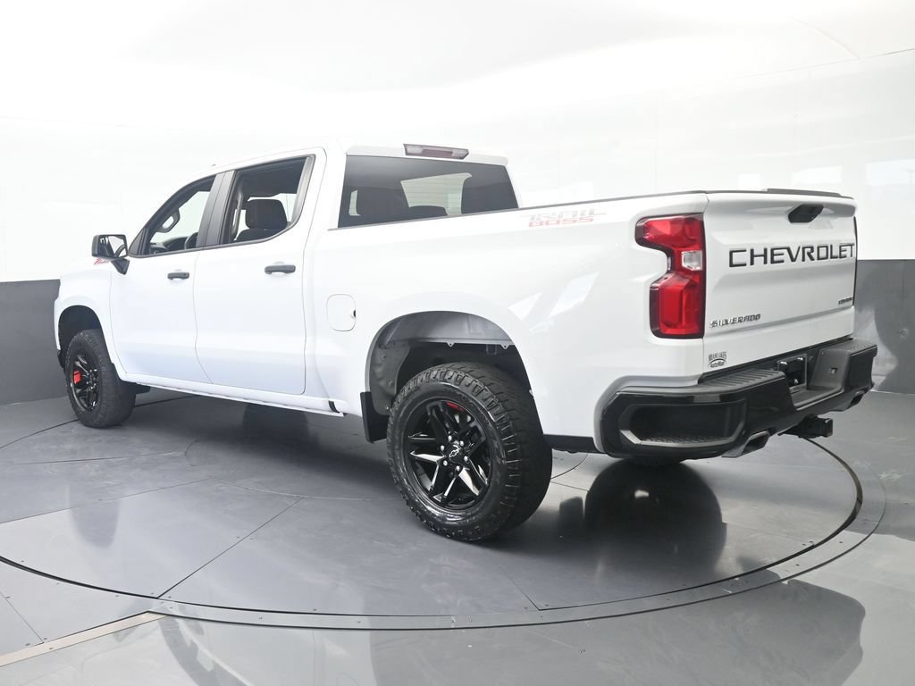 Used 2021 Chevrolet Silverado 1500 Custom Trail Boss AWD/4WD image 4