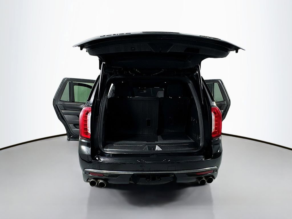 Used 2022 GMC Yukon AT4 image 28