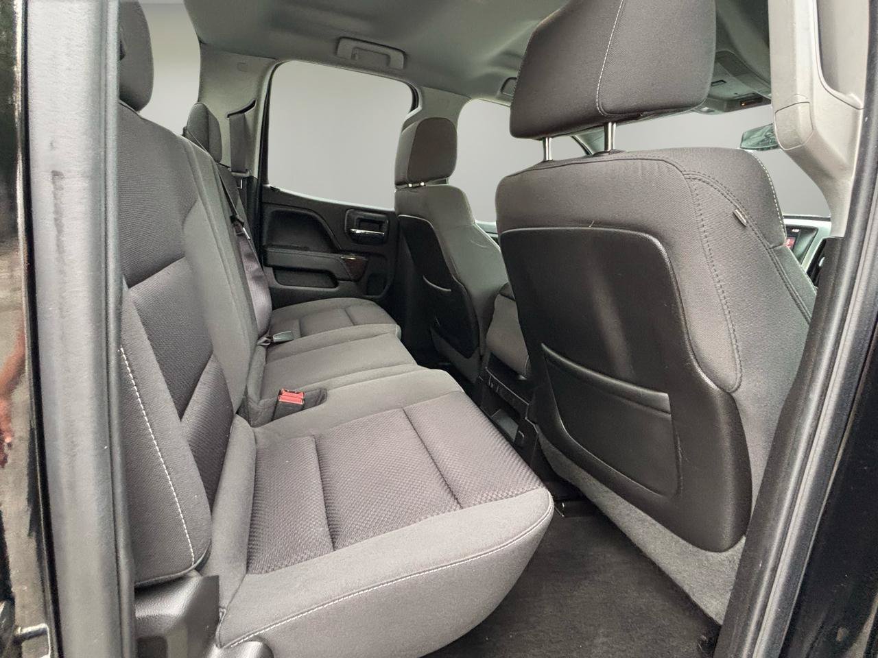Used 2015 GMC Sierra 1500 SLE w/ SLE Value Package AWD/4WD image 17