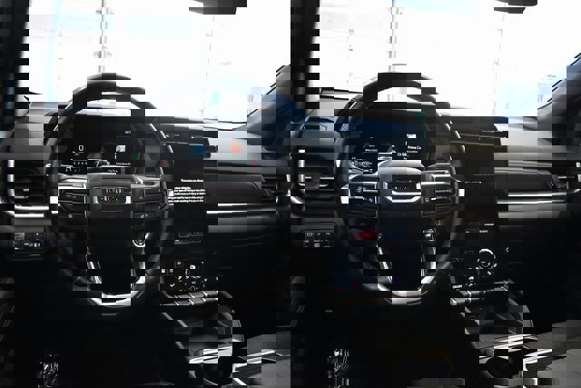 Used 2025 GMC Terrain Elevation image 25