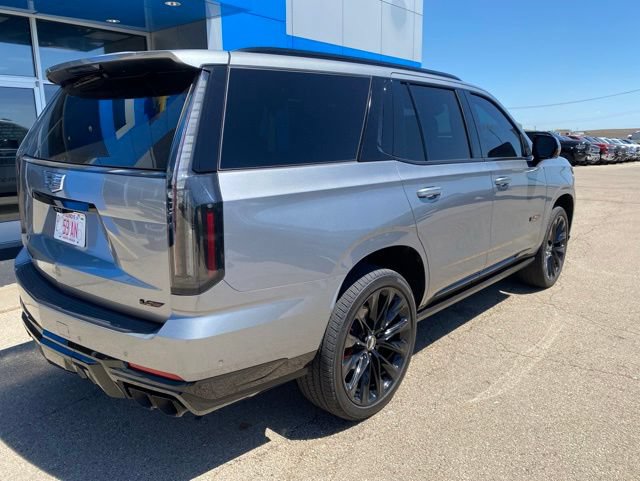 Used 2025 Cadillac Escalade V w/ LPO, ONYX Package AWD/4WD image 20