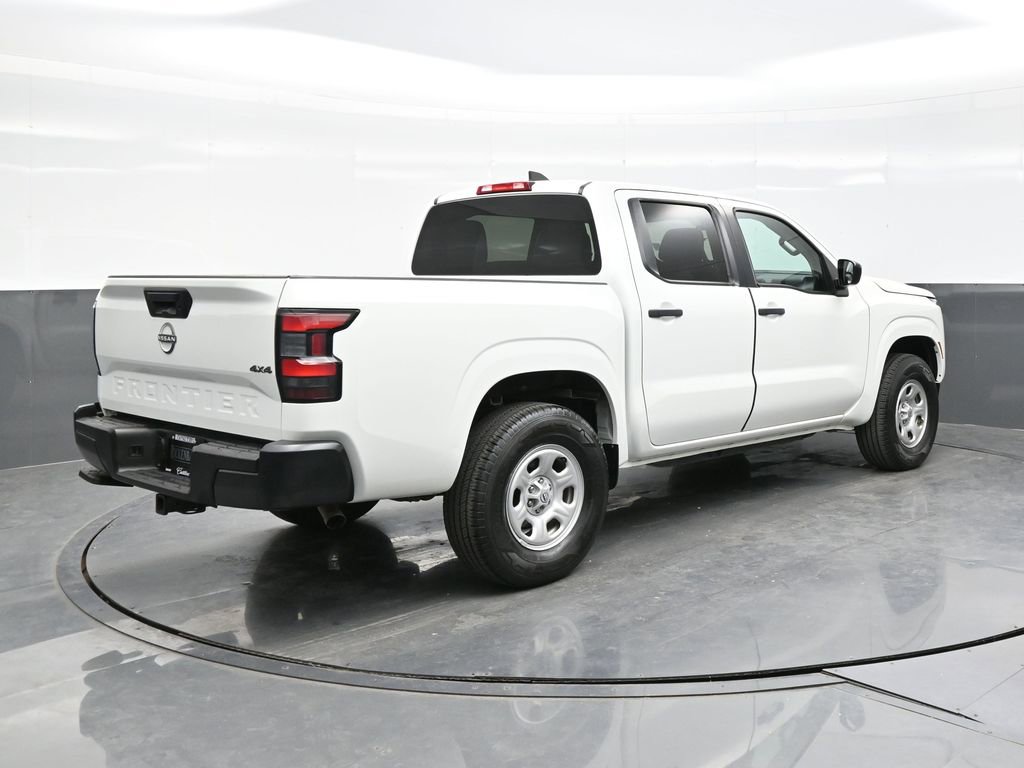 Used 2023 Nissan Frontier S w/ Tow Package image 7