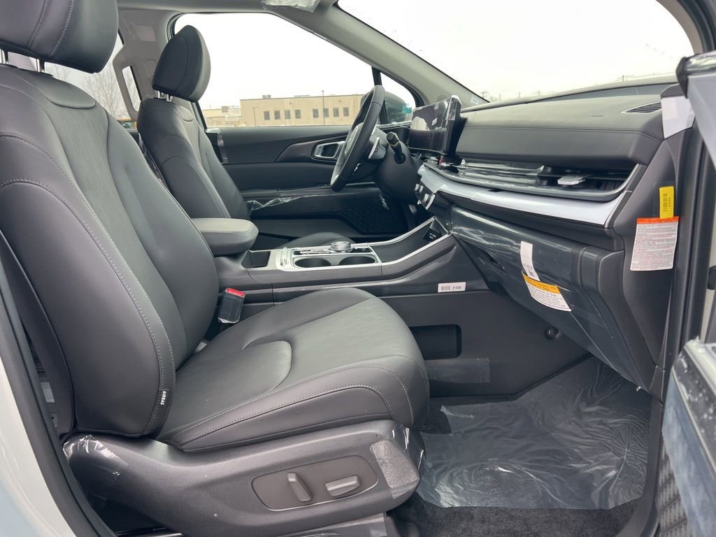 New 2026 Kia Carnival SX image 16