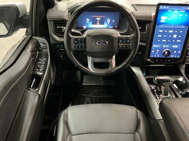 Used 2023 Ford F150 Lightning Lariat image 12