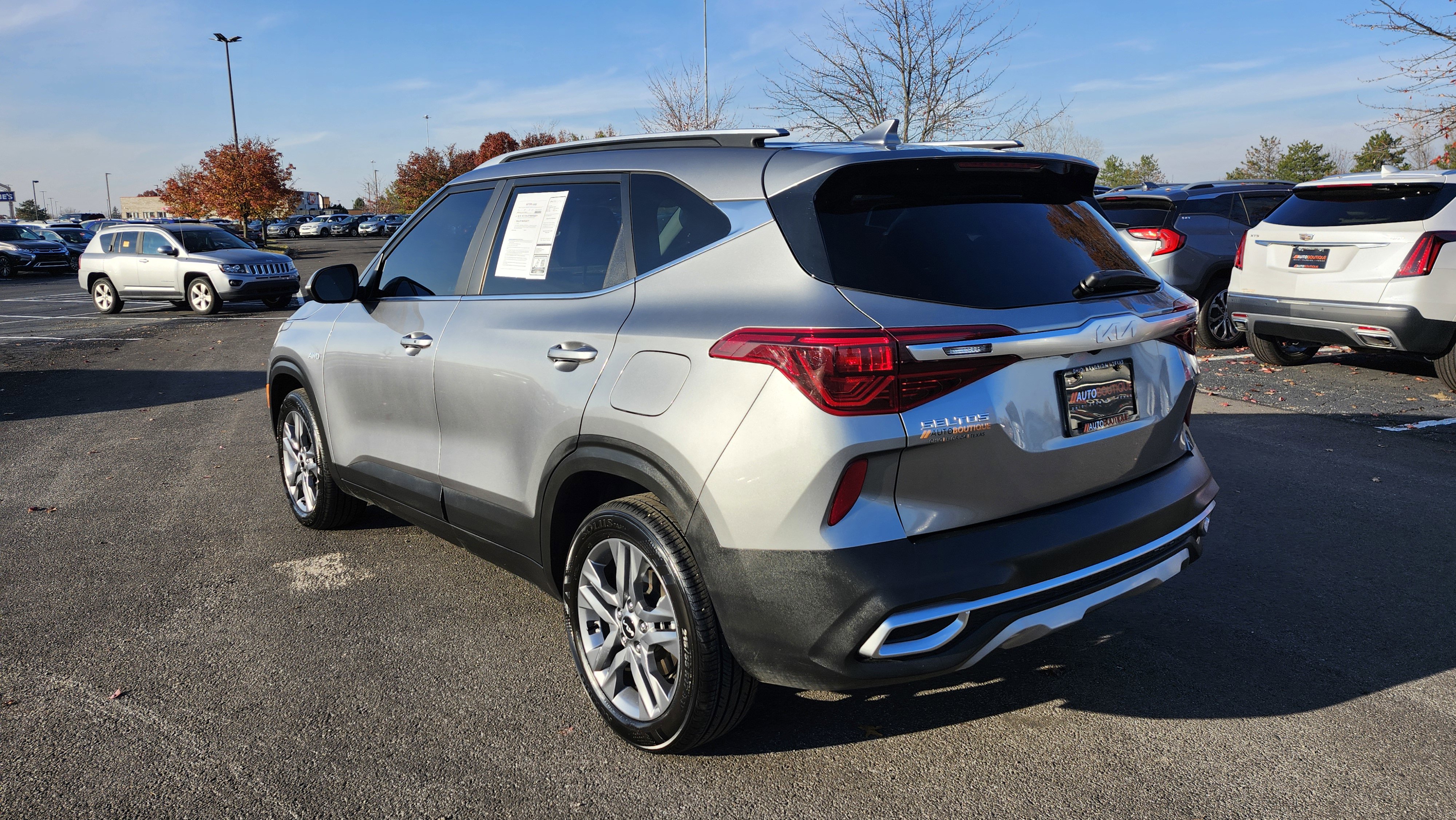 Used 2023 Kia Seltos S image 9