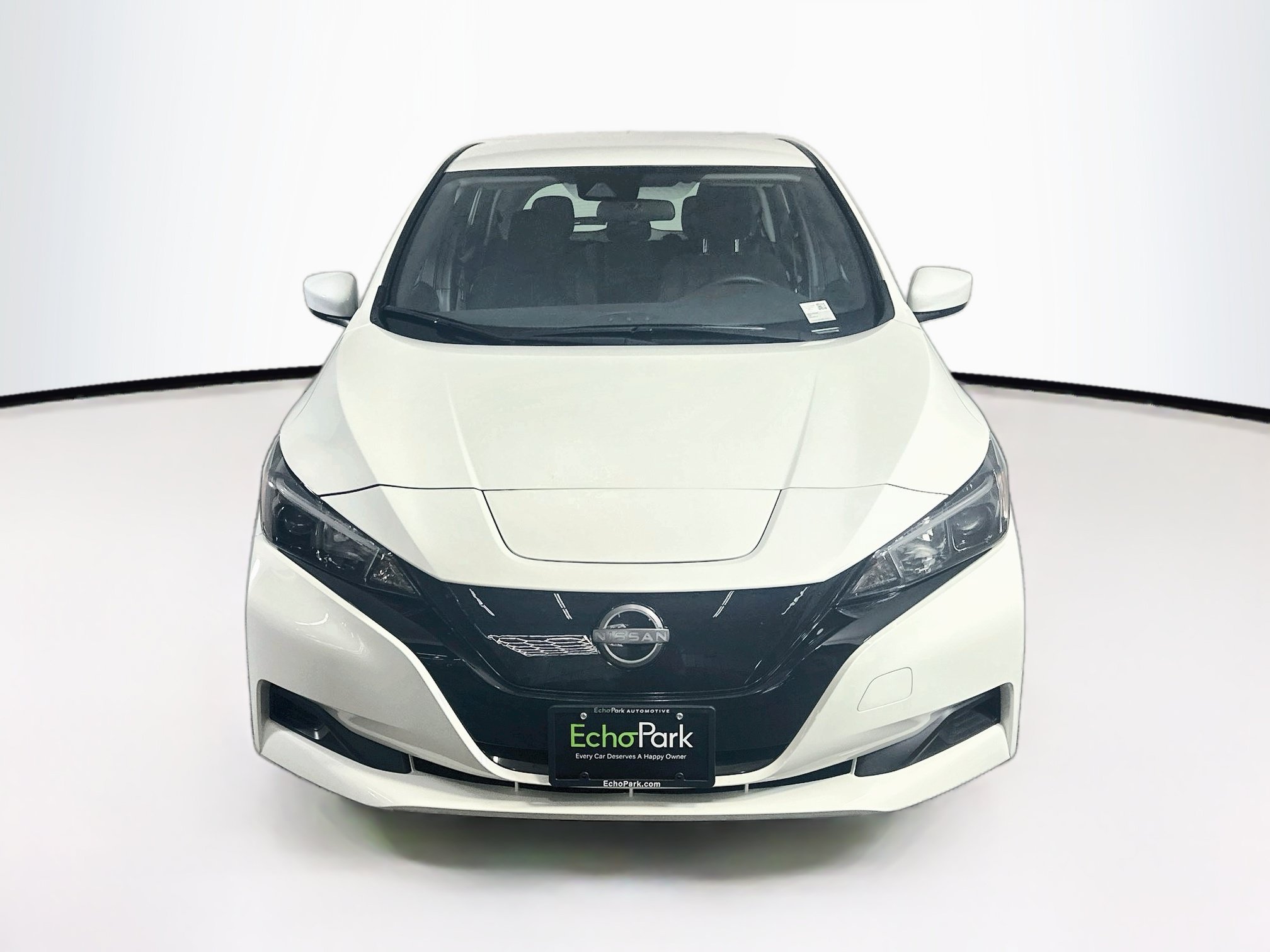 Used 2024 Nissan Leaf S FWD image 2